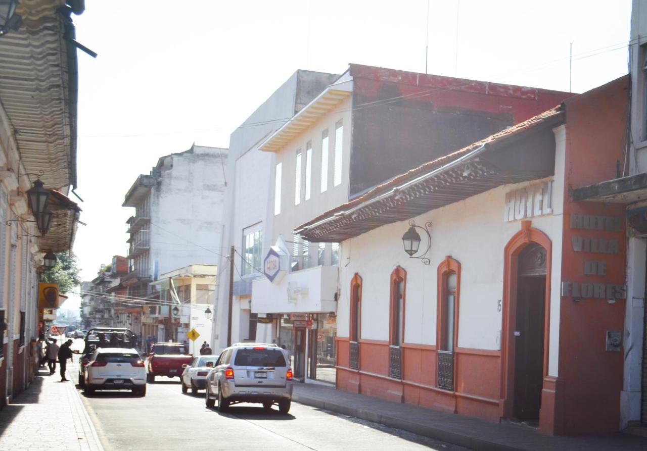 Hotel Villa De Flores Uruapan  Exterior photo